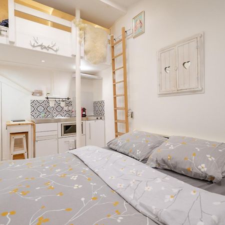 Superb Tiny House In Heart Of Paris 1St!アパートメント エクステリア 写真