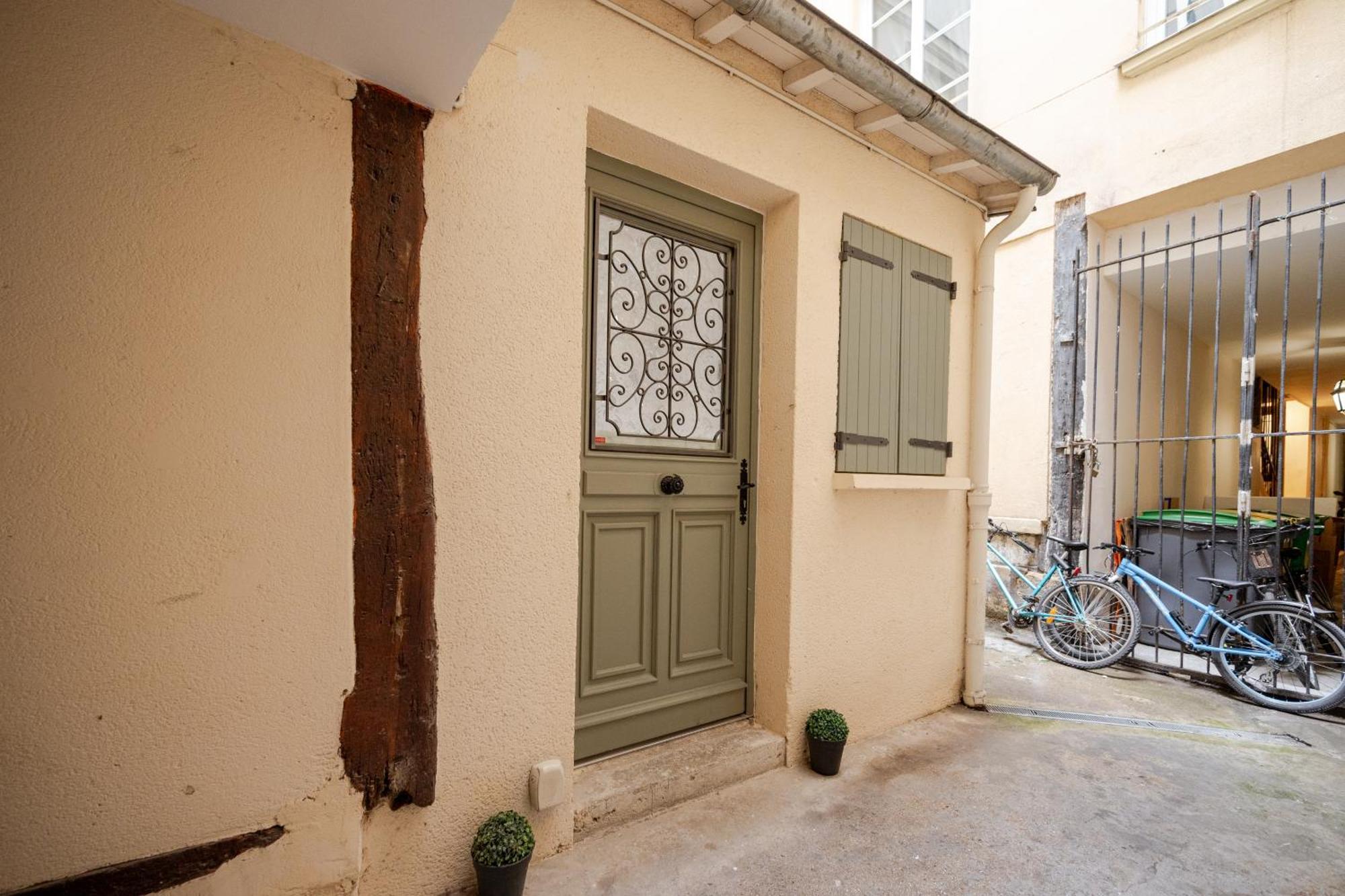 Superb Tiny House In Heart Of Paris 1St!アパートメント エクステリア 写真